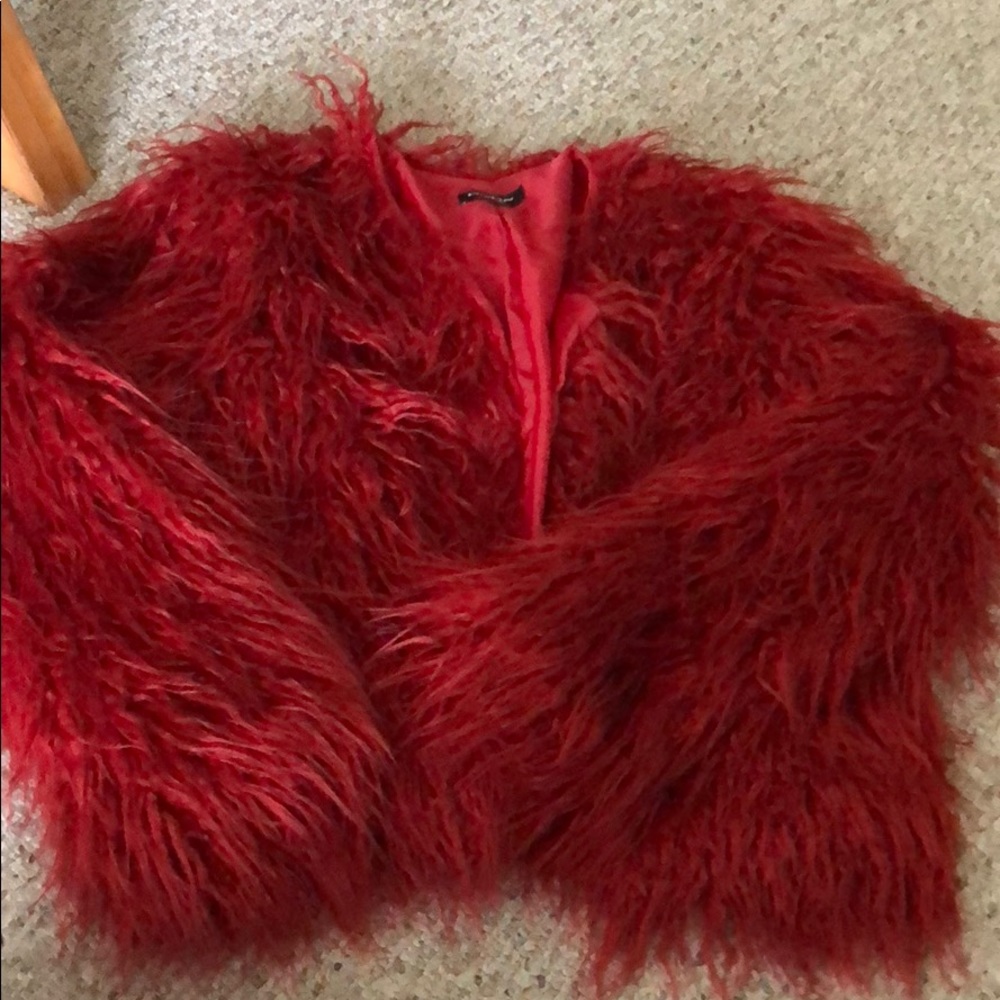 CHIC RED FAUX FUR JACKET !!!!